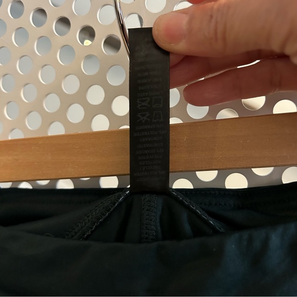 Kyodan Running Athletic Wear Shorts Size Medium in Green Camo Print 3@ Inseam - Picture 9 of 9